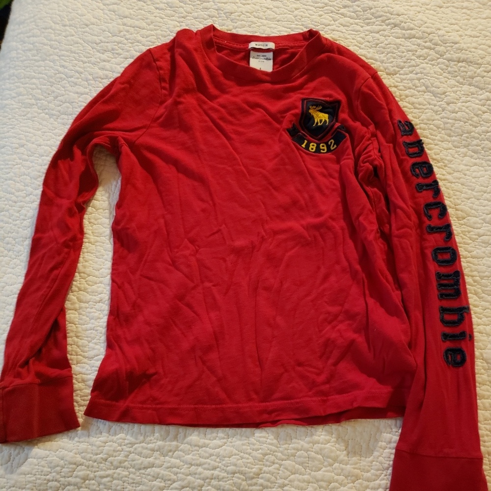 Abercrombie kids long sleeve t-shirt 2 for $20